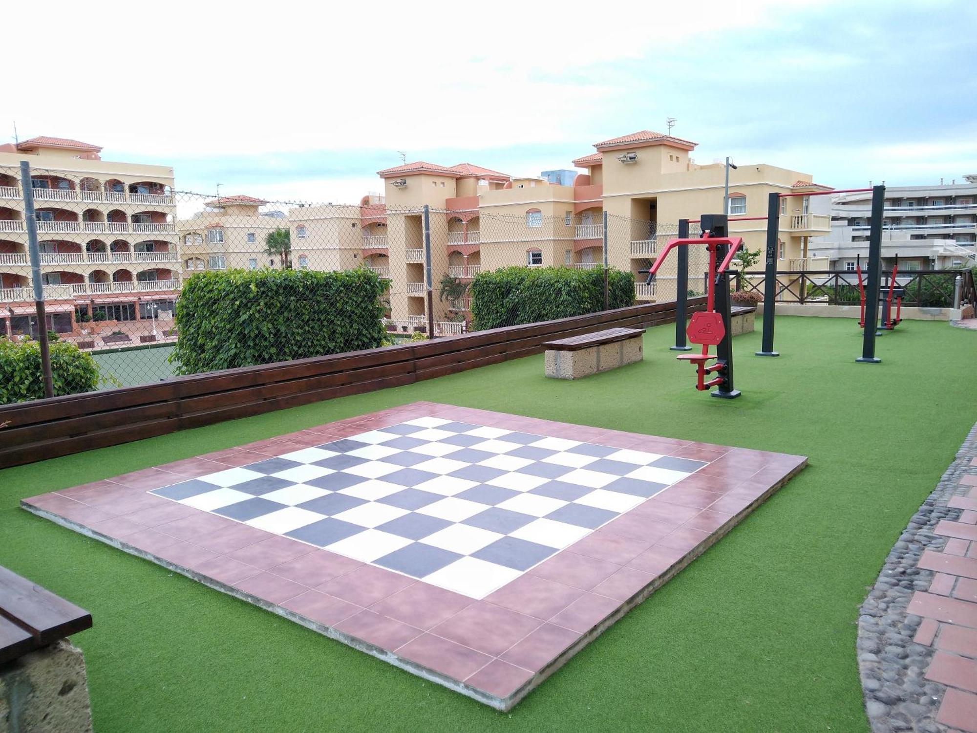 Forest Flat - Big Heated Pool, Terrace, Tv Channels, Golf Courses Apartment